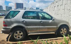 Mercedes-Benz M Class ML 350 2005 Gold