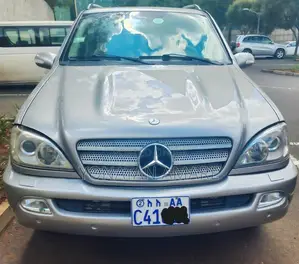 Photo - Mercedes-Benz M Class ML 350 2005 Gold