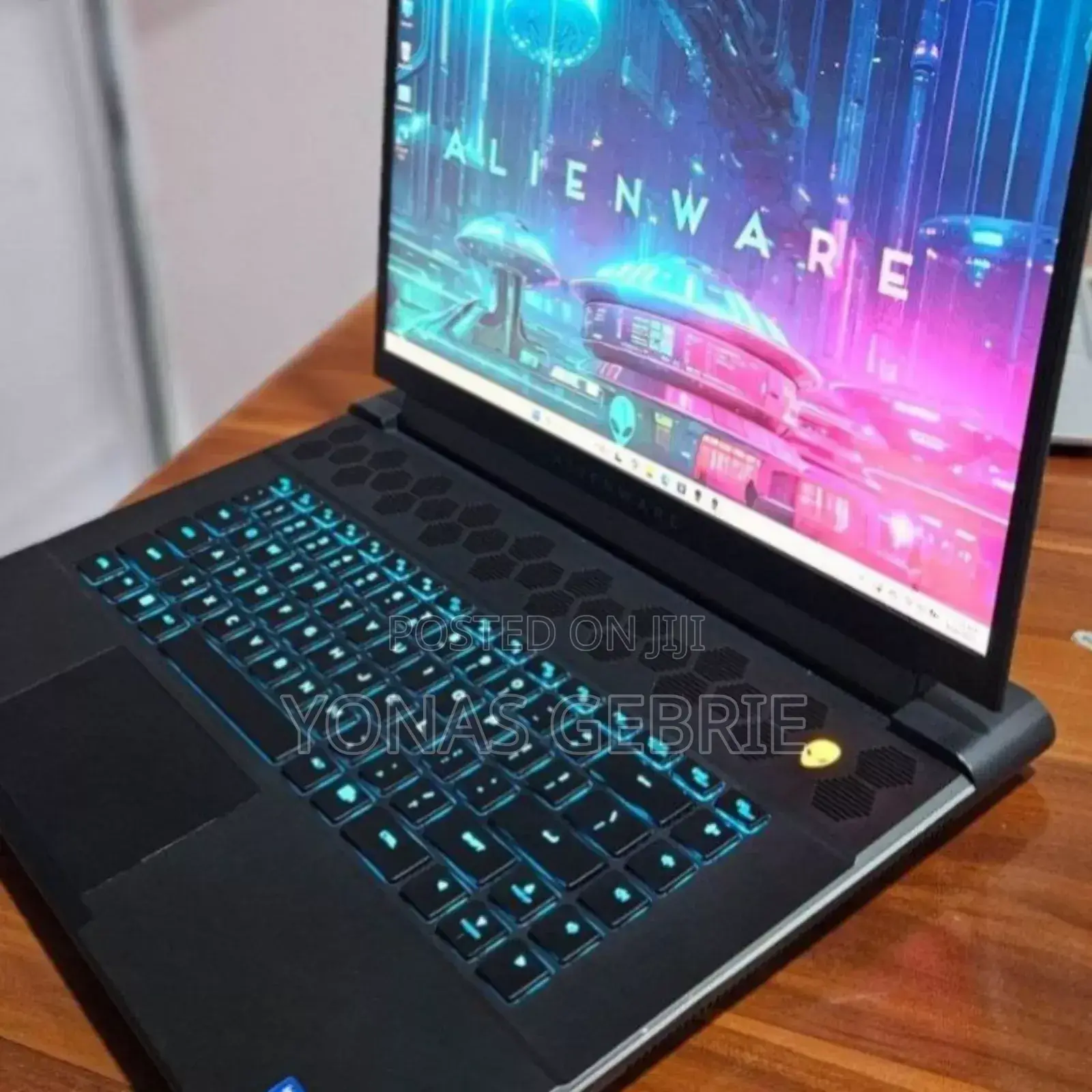 New Laptop Alienware Area-51m 16GB Intel Core I7 SSD 1T