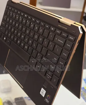 Photo - New Laptop HP Spectre X360 13 16GB Intel Core I7 SSD 1T