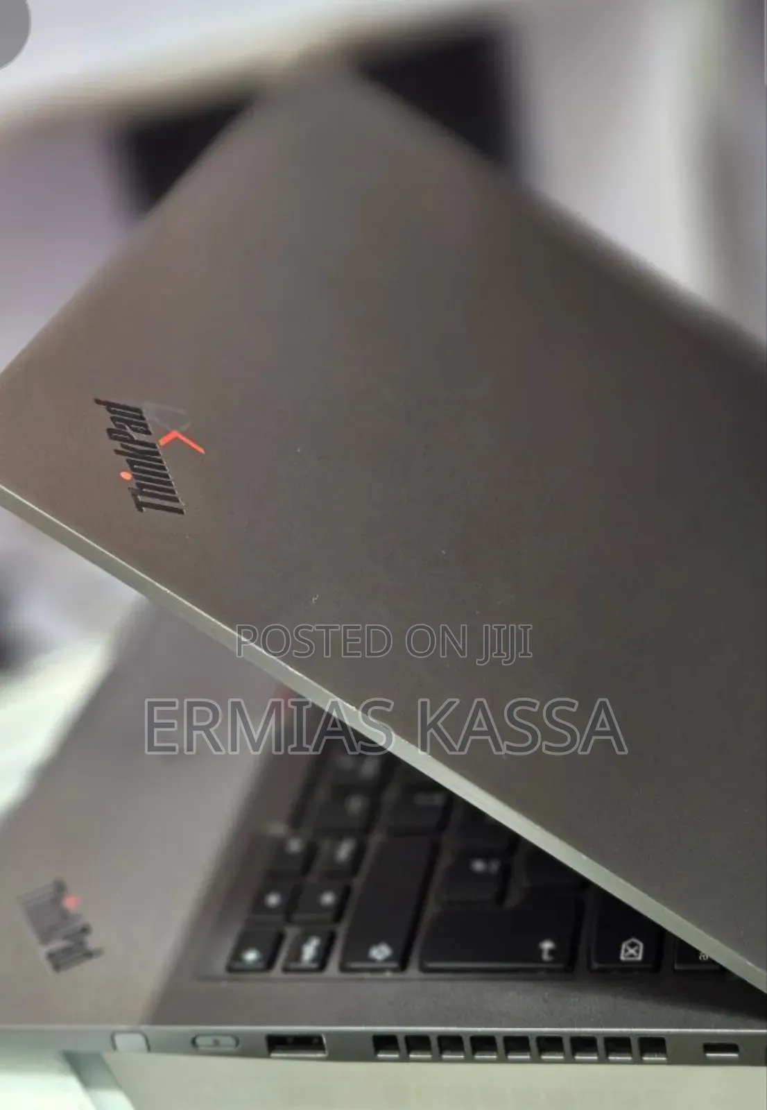 New Laptop Lenovo ThinkPad X1 Yoga Gen 8 16GB Intel Core I7 SSD 512GB