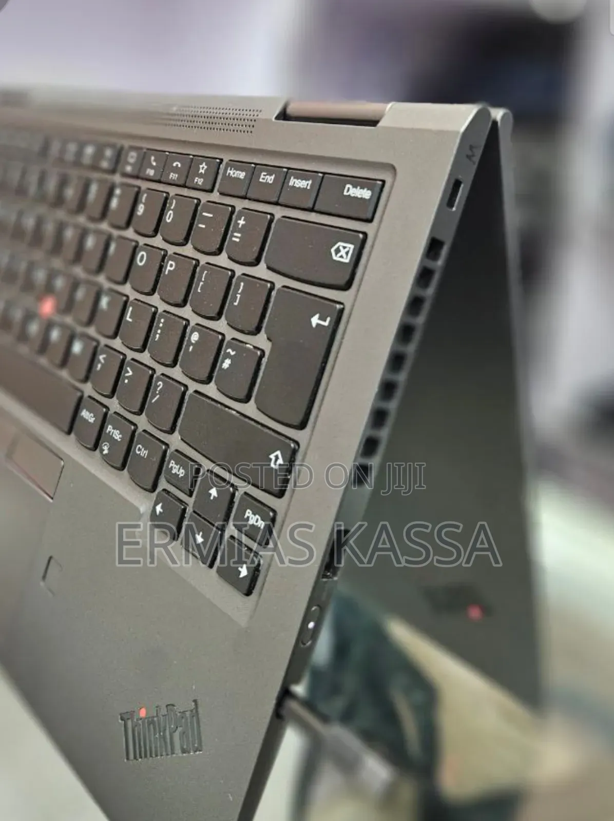 New Laptop Lenovo ThinkPad X1 Yoga Gen 8 16GB Intel Core I7 SSD 512GB