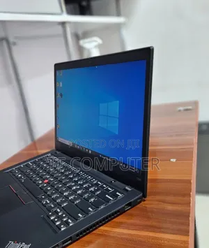 New Laptop Lenovo ThinkPad T495s 8GB Intel Core I7 SSD 256GB