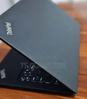 New Laptop Lenovo ThinkPad T495s 8GB Intel Core I7 SSD 256GB