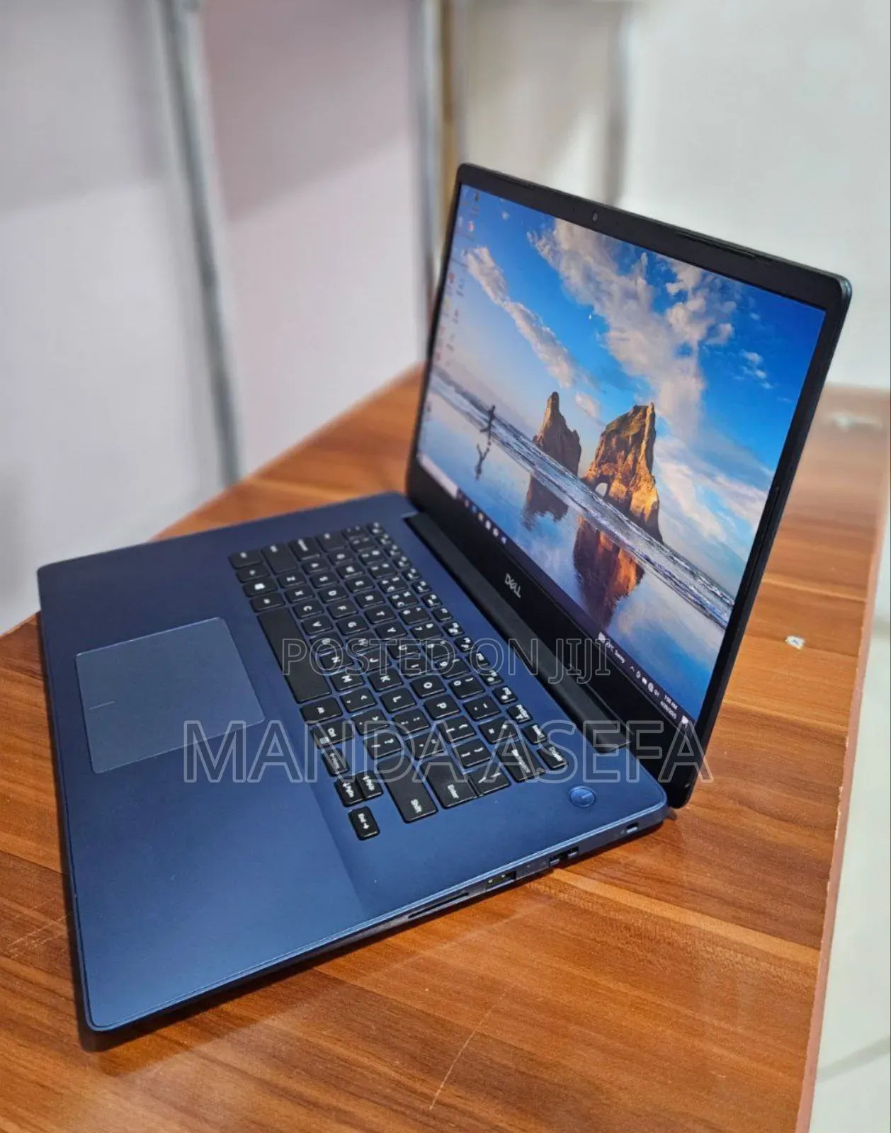 New Laptop Dell Inspiron 15 8GB Intel Core I5 SSD 256GB