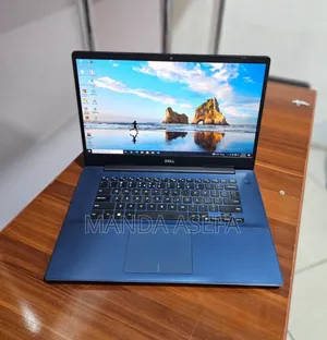 New Laptop Dell Inspiron 15 8GB Intel Core I5 SSD 256GB