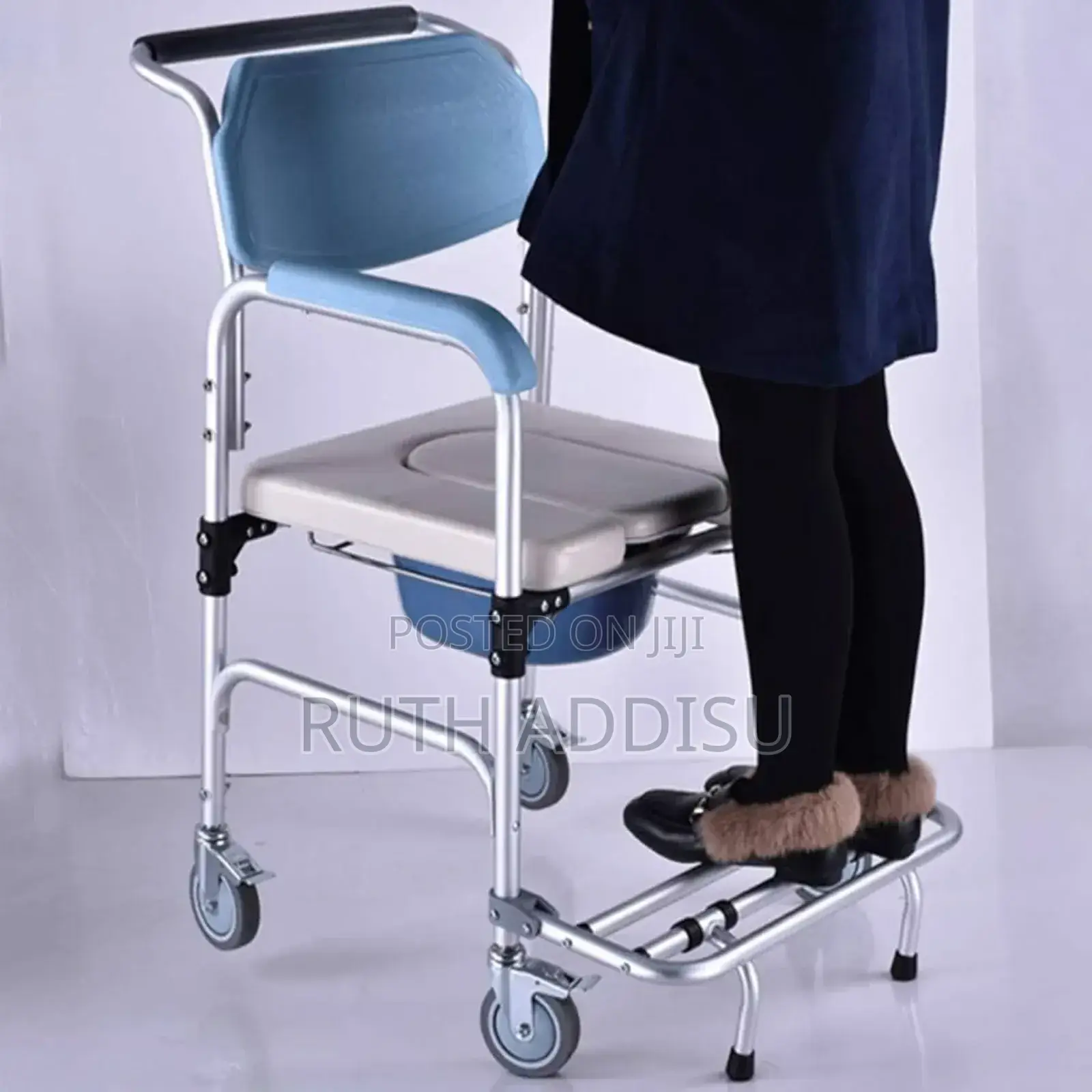 Commode Wheel Chair48commode Wheel Chair4፯commode Chair