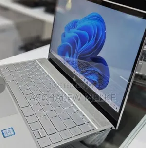 Photo - New Laptop HP Envy 13 8GB Intel Core I5 SSD 256GB