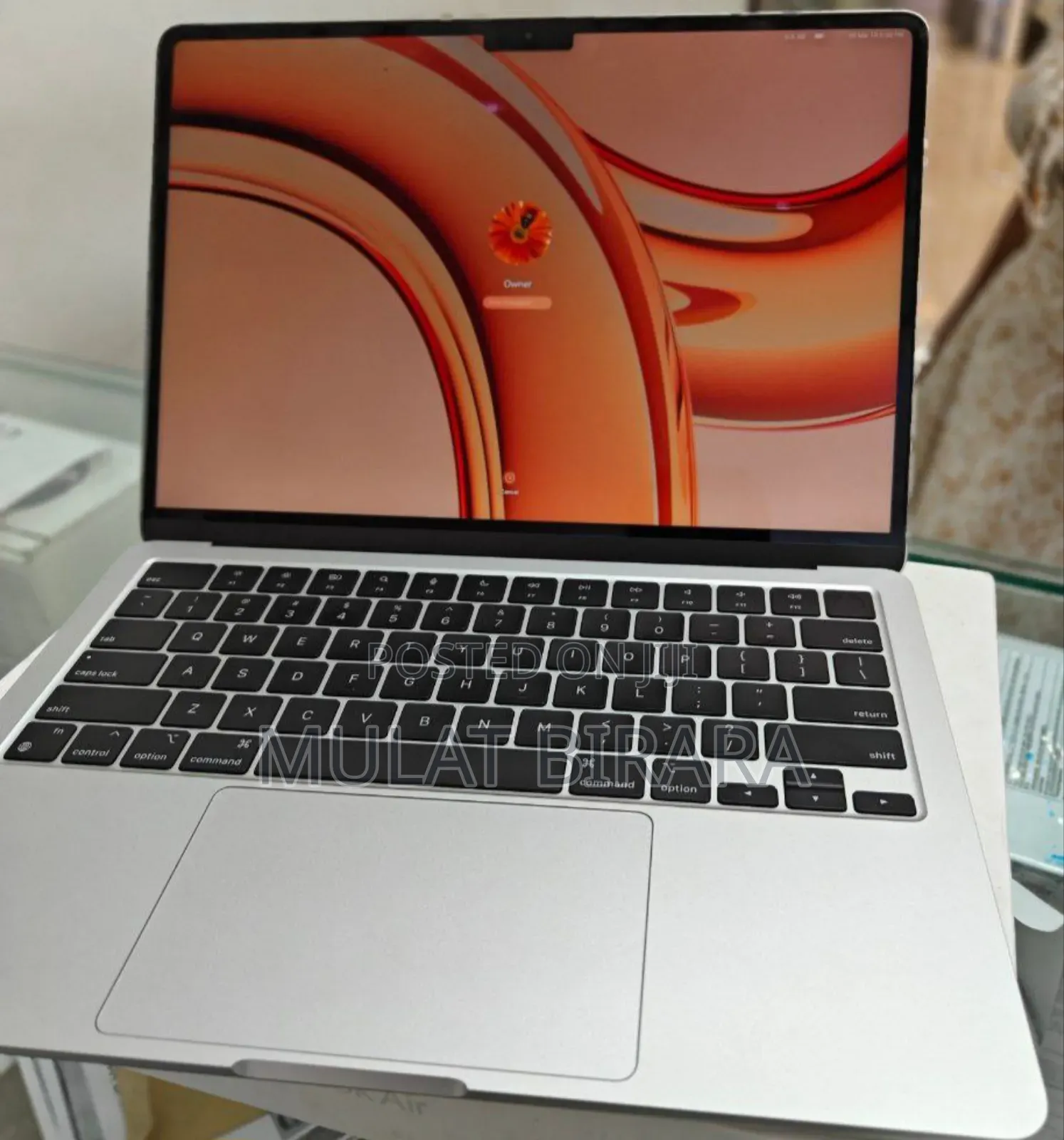 New Laptop Apple MacBook Air 2022 M2 8GB Intel Core M2 SSD 256GB