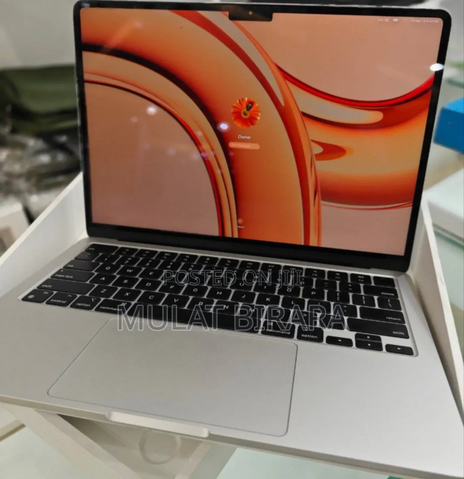 New Laptop Apple MacBook Air 2022 M2 8GB Intel Core M2 SSD 256GB