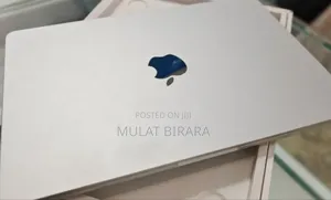 New Laptop Apple MacBook Air 2022 M2 8GB Intel Core M2 SSD 256GB