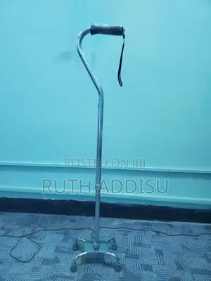 Cane With Balanced Plate፯7cane32four Leg Cane4፯cane Medical