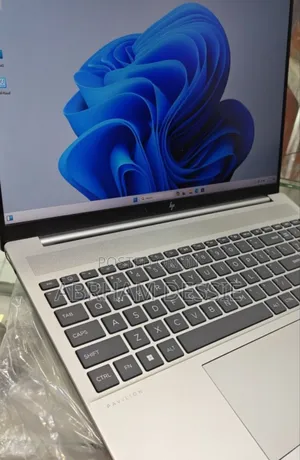 New Laptop HP Pavilion 15 16GB Intel Core I5 SSD 1T