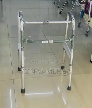 Photo - Folding Walker, Hard Front Wheels፹拟walking,Transportation