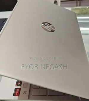 New Laptop HP Pavilion 15 8GB AMD Ryzen 5 SSD 512GB