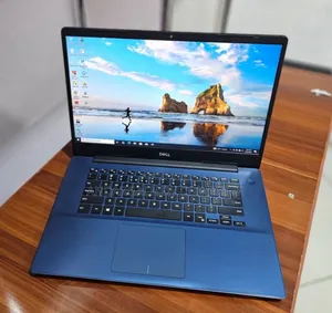 Photo - Laptop Dell Inspiron 15 8GB Intel Core I5 SSD 256GB