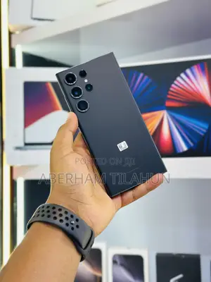 Photo - Samsung Galaxy S23 Ultra 256 GB Black