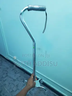 Cane Four Leged Cane32almunium Cane Medical ከዘራ የአረጋውያን ከዘራ