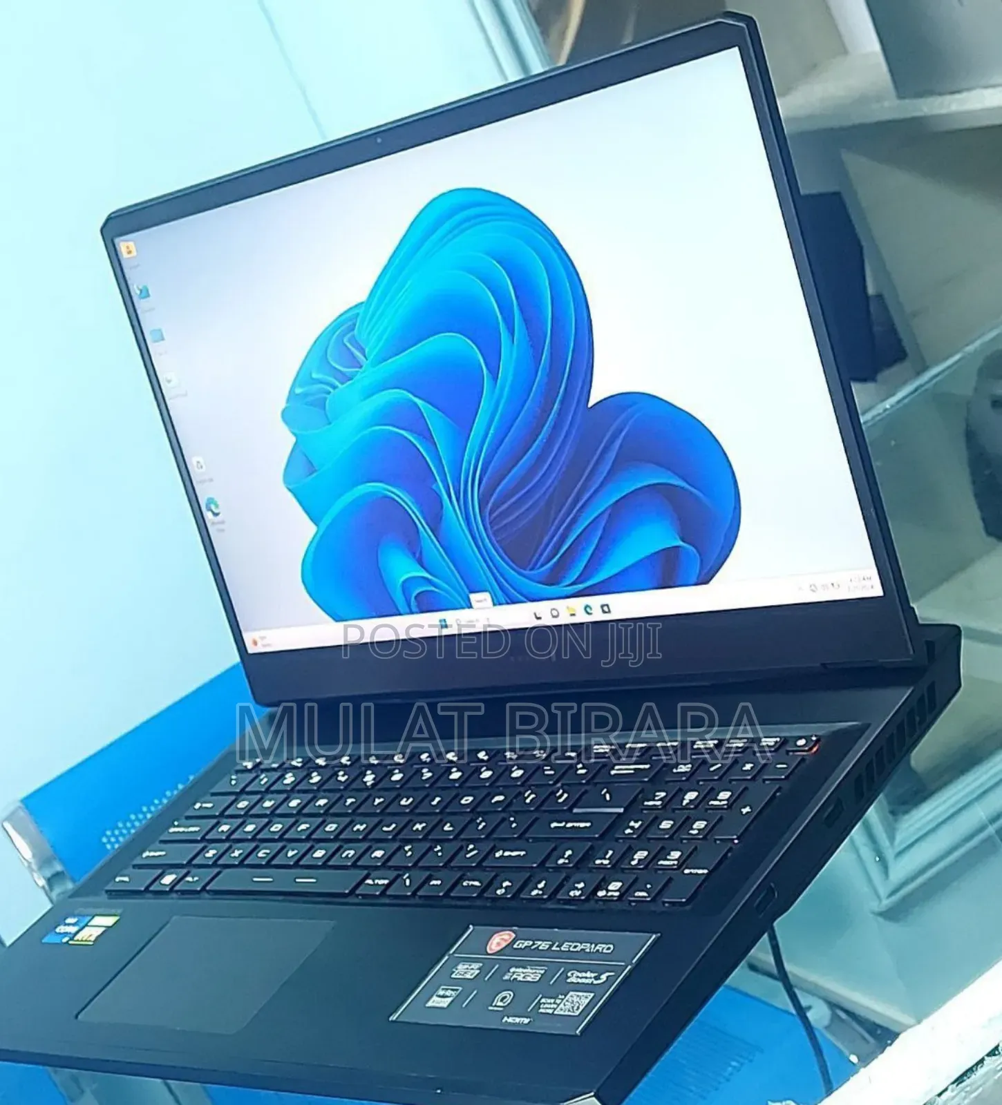 New Laptop MSI GP75 Leopard 16GB Intel Core I7 SSD 512GB