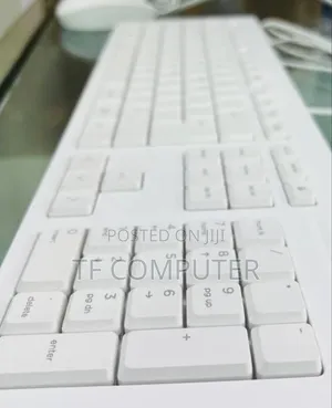 New HP ProOne 240 G10 All-in-One 8GB Intel Core I7 SSD 512GB