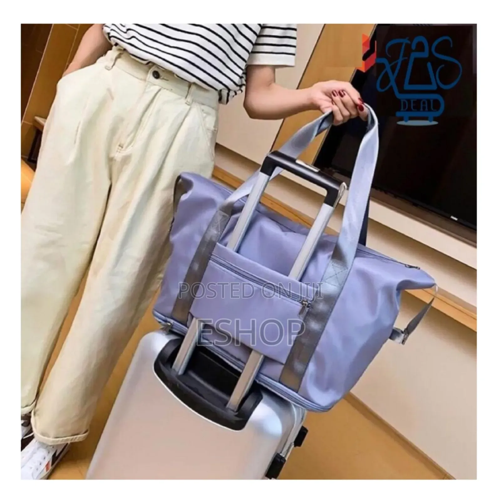 **Foldable Travel Bag – Fits Airline Size Requirements**