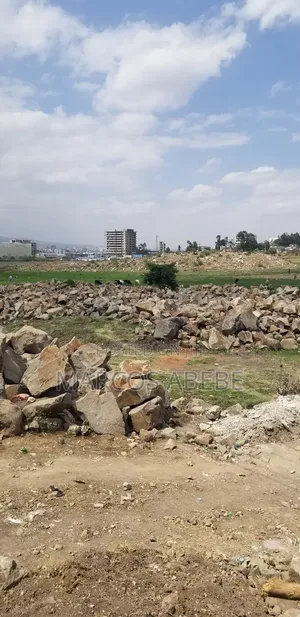 800 Plots of Land for Sale