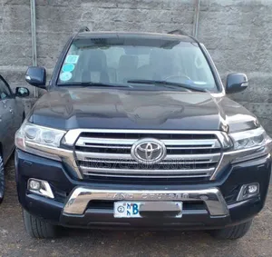 Photo - Toyota Land Cruiser 4.5 V8 VXR 2017 Blue