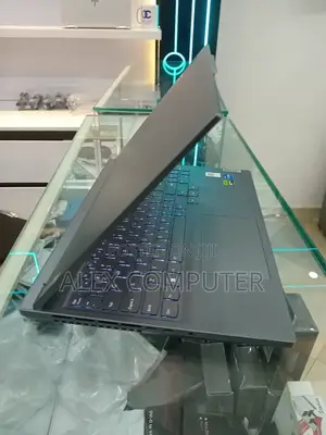 New Lenovo Legion Y7000P IRX9 Gaming Laptop 16GB Intel Core I7 SSD 1T