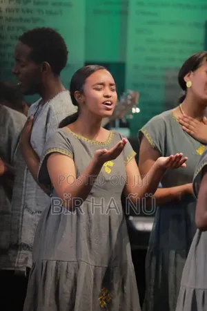 Shenshen Traditional Clothes