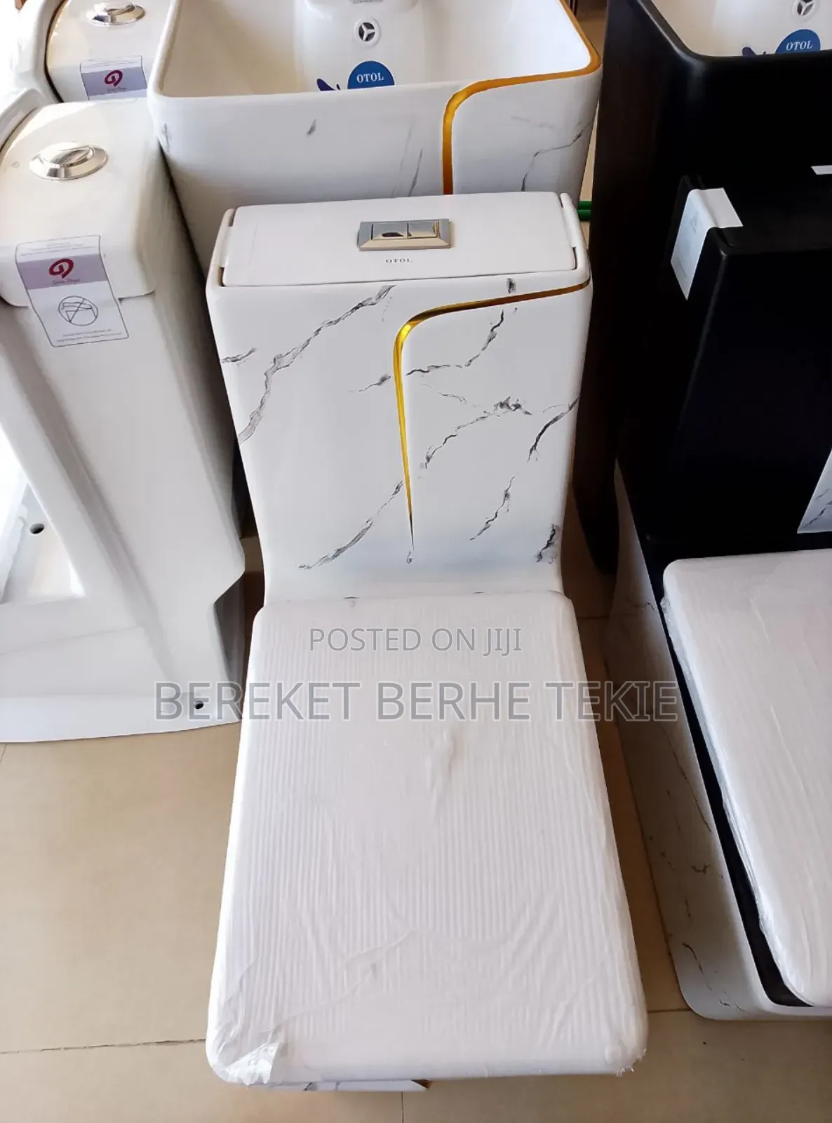 Atol Toilet Seat and Handwash Stand