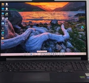 New Lenovo Legion Y7000P IRX9 Gaming Laptop 16GB Intel Core I7 SSD 1T