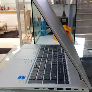 New Laptop HP ProBook 450 G8 16GB Intel Core I5 SSD 512GB