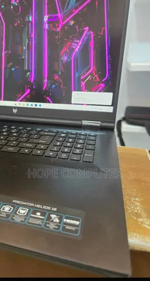 New Laptop Acer Predator Helios 18 PH18-71 16GB Intel Core I7 SSD 1T