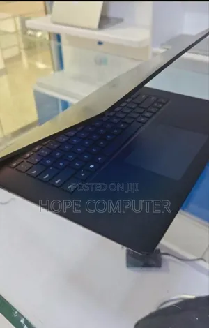 New Laptop Microsoft Surface 3 8GB AMD Ryzen 5 SSD 256GB