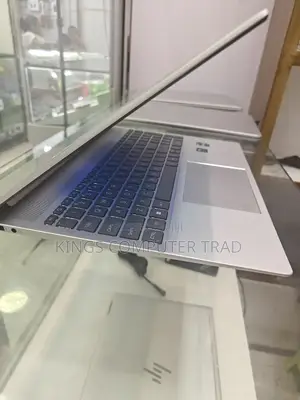 New Laptop HP Pavilion 17 16GB Intel Core I7 SSD 1T