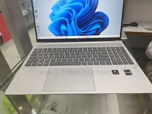 New Laptop HP Pavilion 17 16GB Intel Core I7 SSD 1T