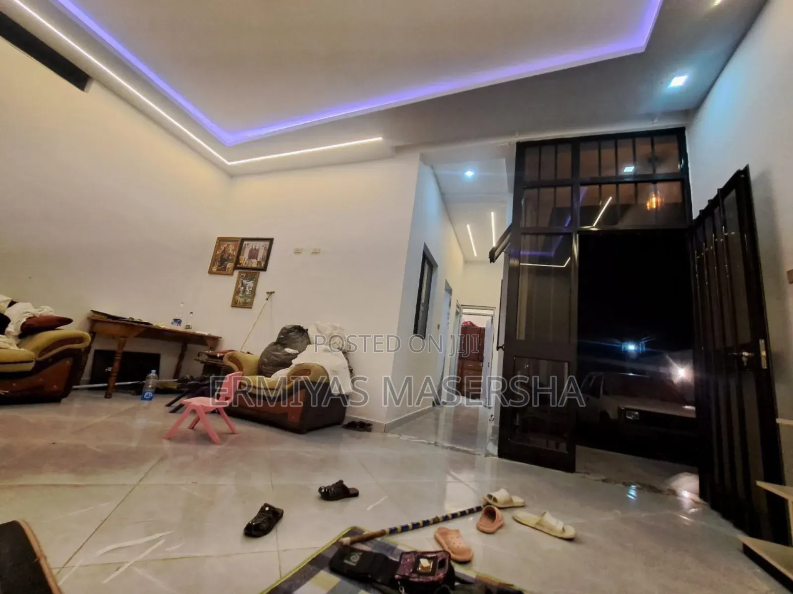 Furnished 3bdrm Villa in Akaky Kaliti for sale