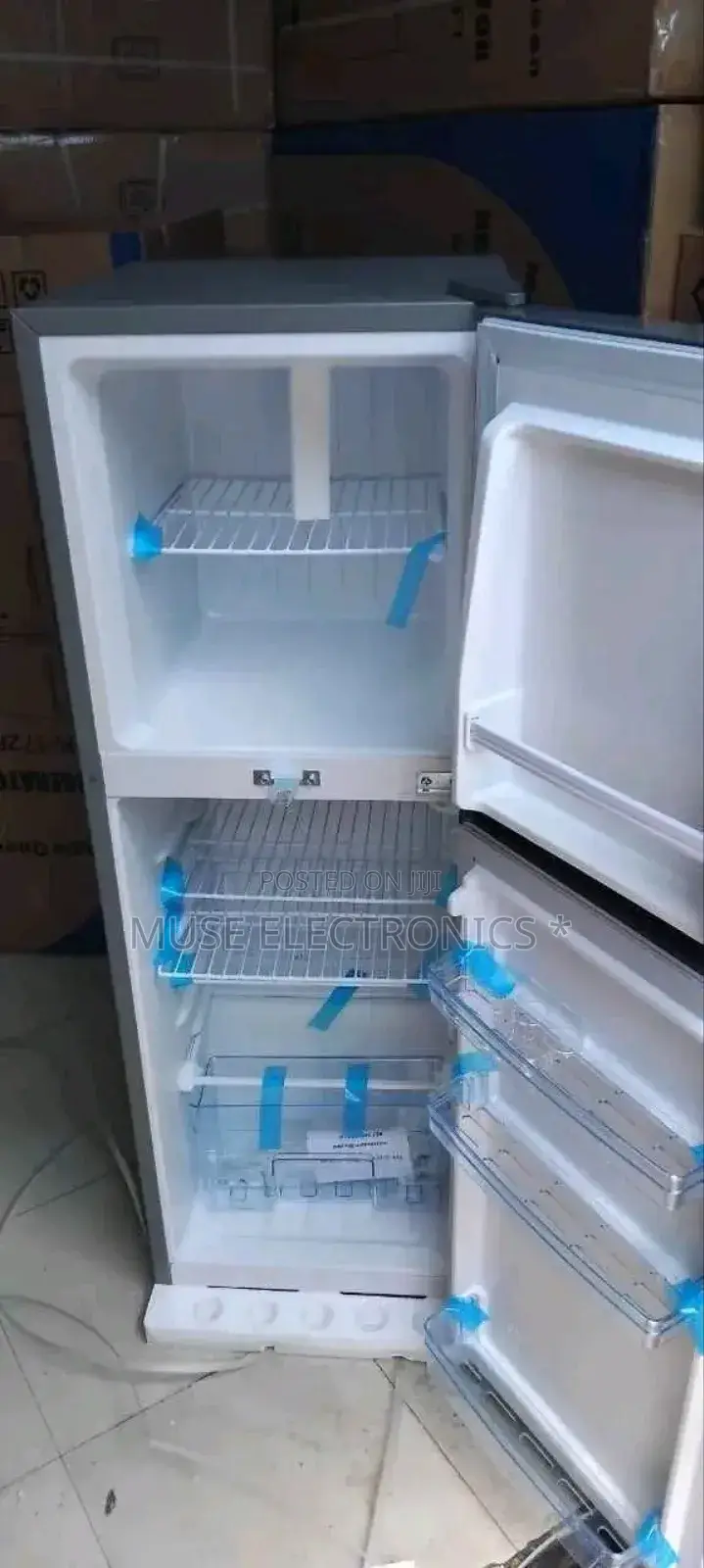 Majic Queen 172 Refrigerator