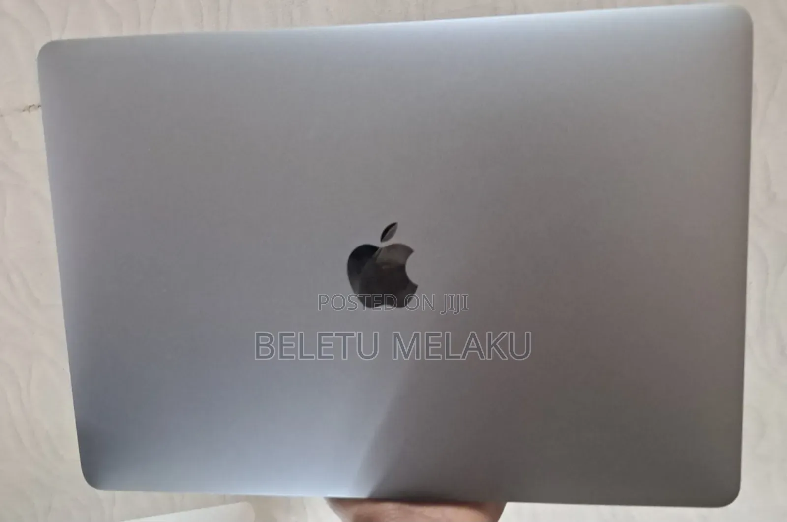 New Laptop Apple MacBook Pro 2017 16GB Intel Core I5 SSD 256GB