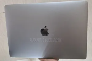 New Laptop Apple MacBook Pro 2017 16GB Intel Core I5 SSD 256GB