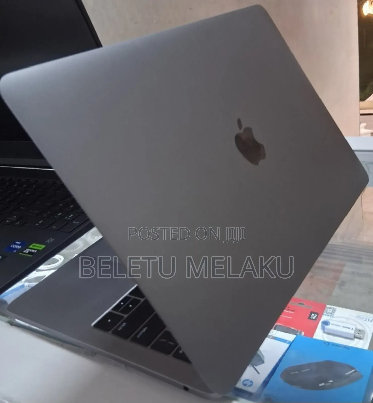 New Laptop Apple MacBook Pro 2017 16GB Intel Core I5 SSD 256GB