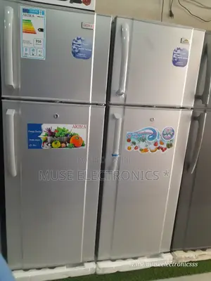 Akira Refrigerator 270 Liter