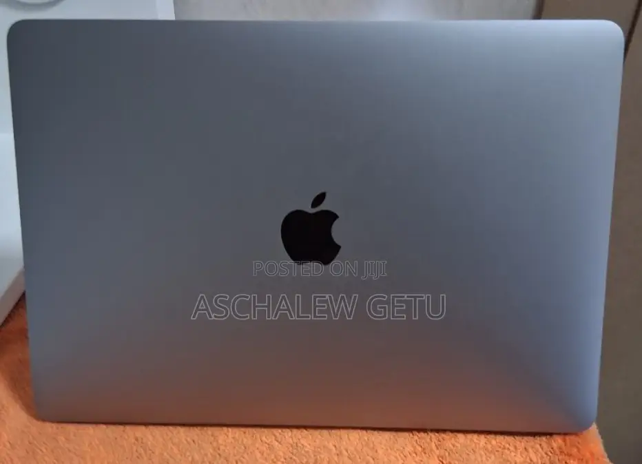 New Laptop Apple MacBook 16GB Intel Core I5 SSD 256GB