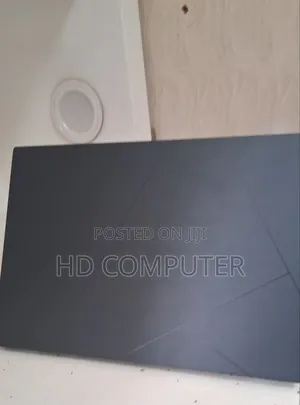 New Laptop Asus Zenbook 14 UX434 16GB Intel Core I7 SSD 1T