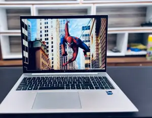 Photo - New Laptop HP EliteBook 860 G10 16GB Intel Core I7 SSD 512GB