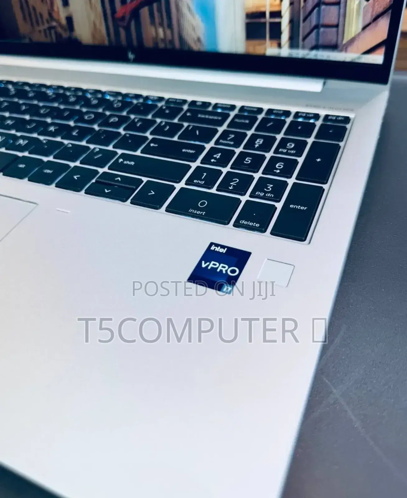 New Laptop HP EliteBook 860 G10 16GB Intel Core I7 SSD 512GB