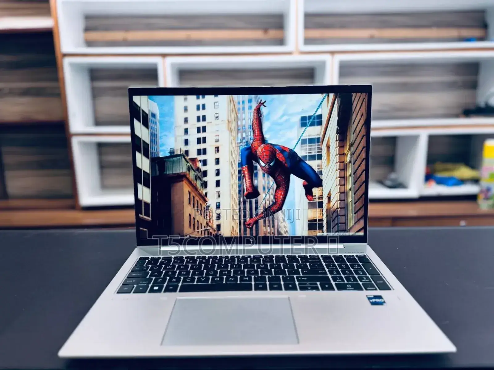 New Laptop HP EliteBook 860 G10 16GB Intel Core I7 SSD 512GB