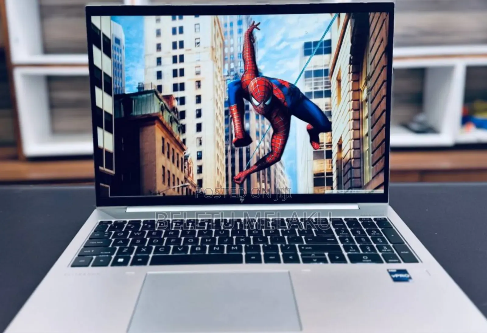 New Laptop HP EliteBook 860 G10 16GB Intel Core I7 SSD 512GB