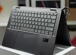 Photo - New Laptop HP Spectre 13 16GB Intel Core I7 SSD 1T