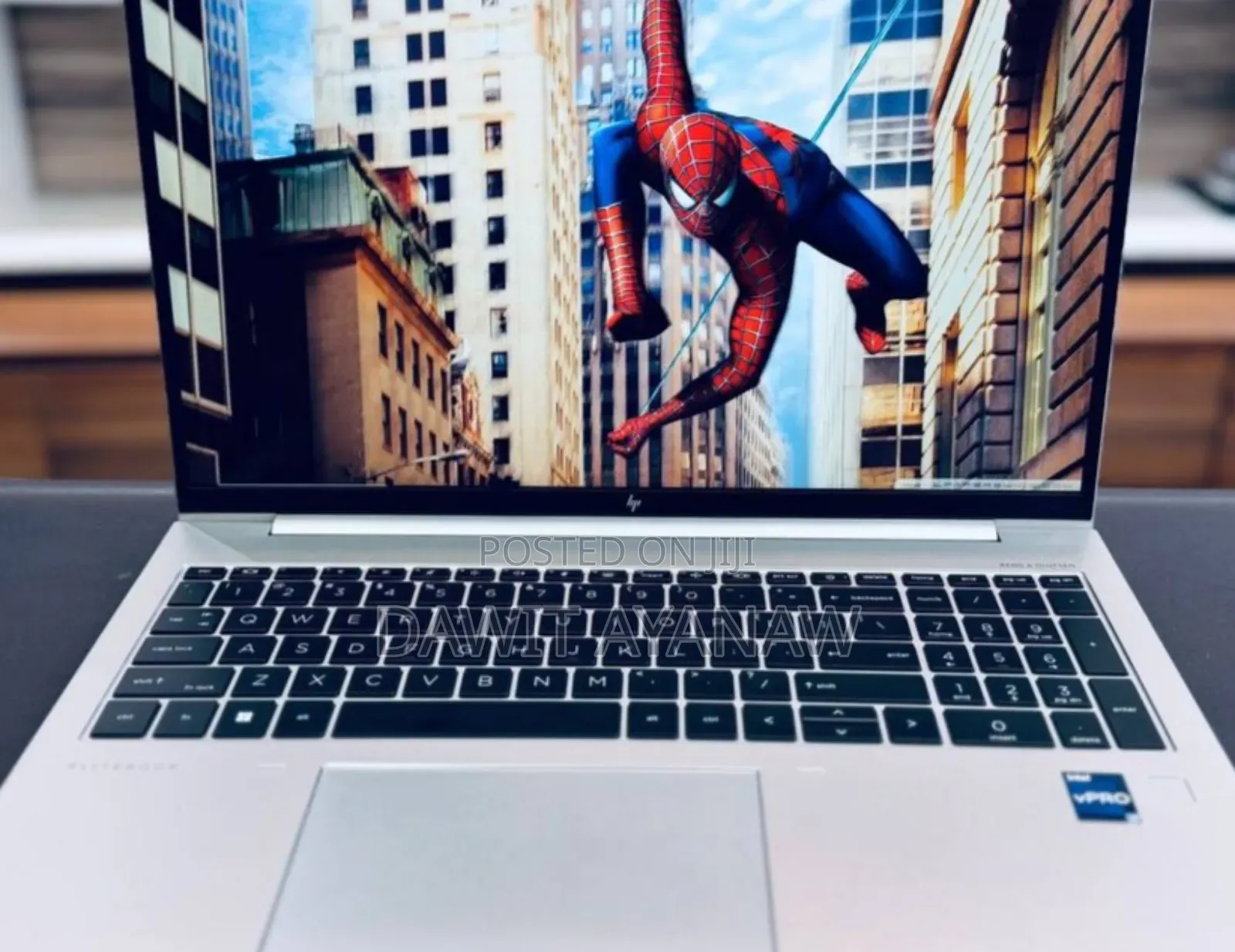 New Laptop HP EliteBook 860 G10 16GB Intel Core I7 SSD 512GB